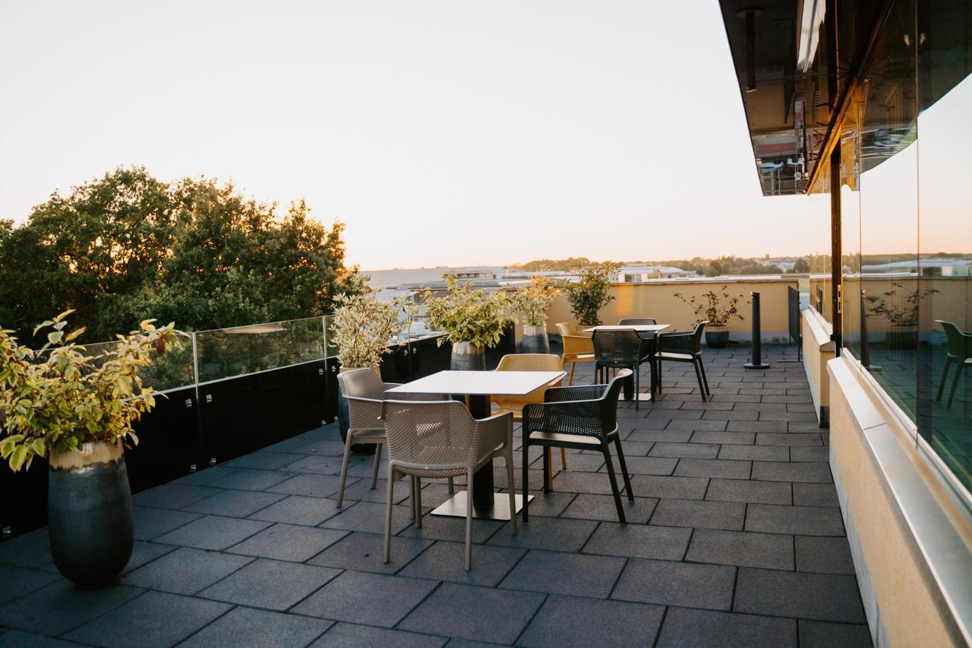 Pierre Hotel Пардубице Экстерьер фото